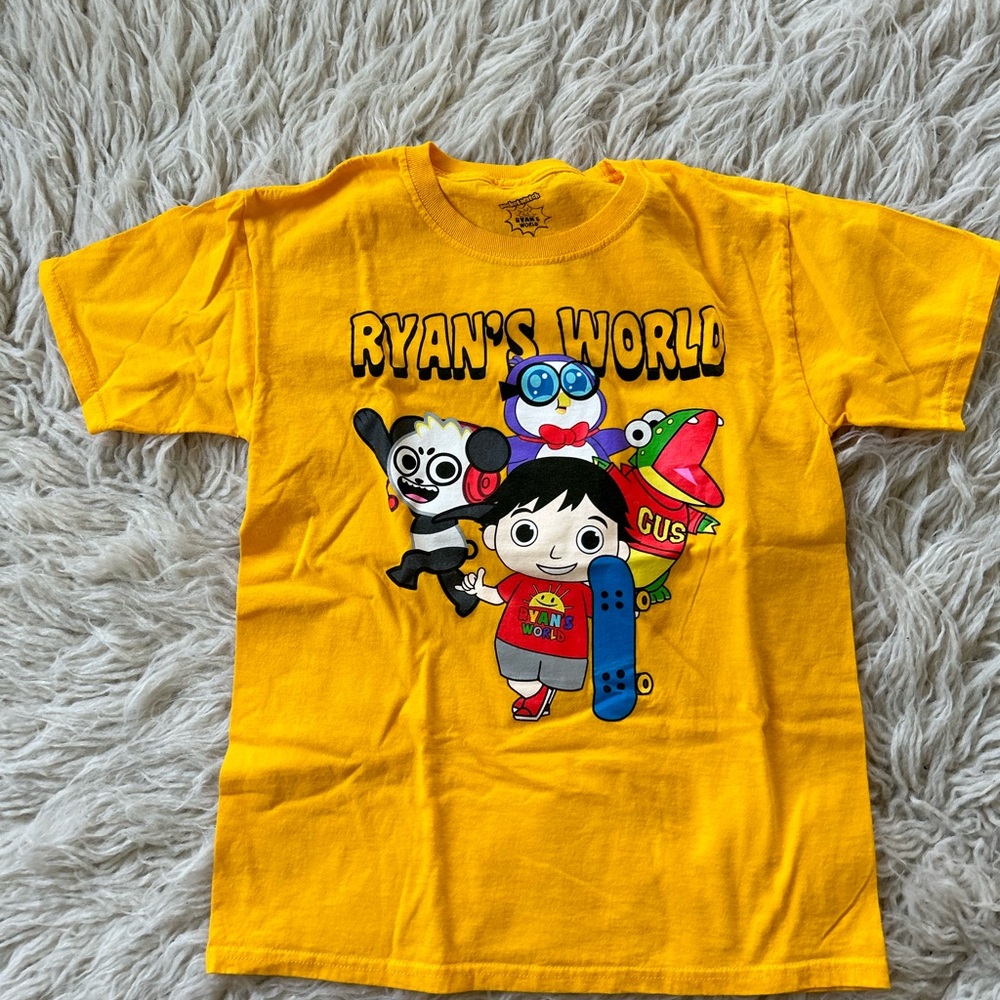 Ryan’s world tee shirt size 7